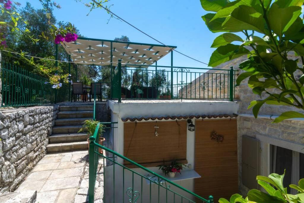 Thanos Cottage Vlachopoulatika Exterior photo