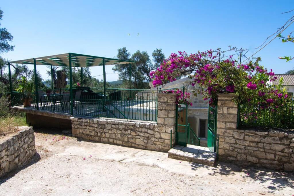 Thanos Cottage Vlachopoulatika Exterior photo